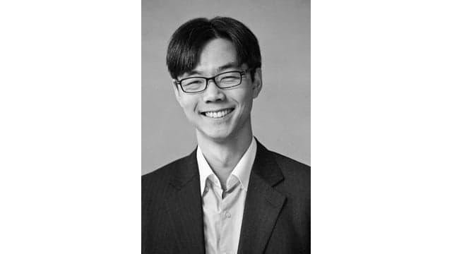 Balancing Bonds and Bureaucracy