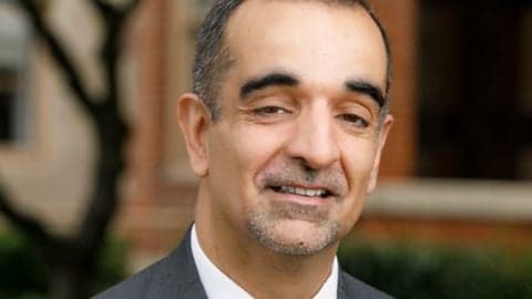 Immigration as a Leadership Crucible among Global Leaders