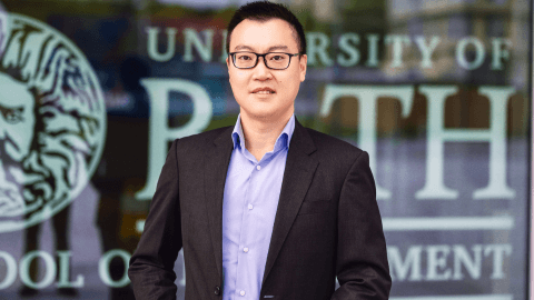 Conforming to Gender Stereotypes and Entrepreneurs’ Financing Outcomes